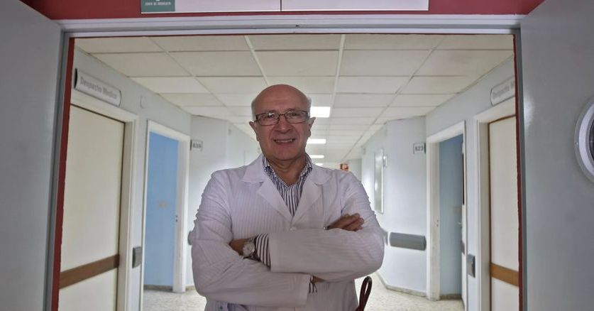 El Prof. José Antonio Girón González, galardonado con el XII Premio Medicina Gaditana